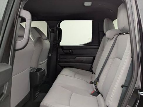 Used 2025 Toyota Tacoma SR5 AWD/4WD image 13