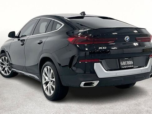 Used 2022 BMW X6 xDrive40i image 12