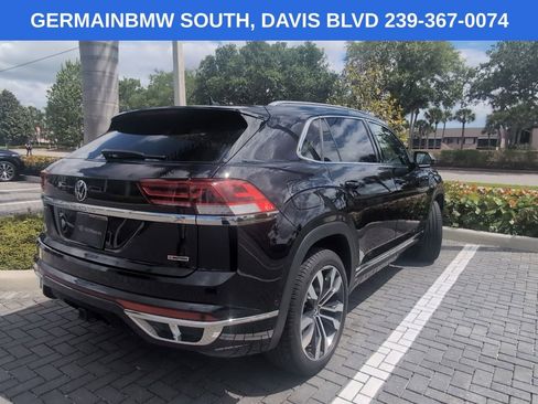 Used 2021 Volkswagen Atlas Cross Sport SEL Premium R-Line image 2