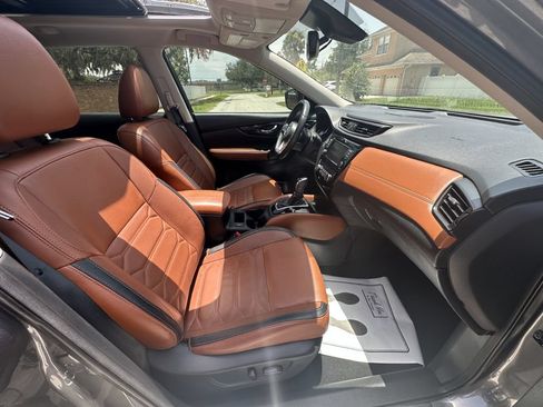 Used 2019 Nissan Rogue SL w/ Premium Package FWD image 10