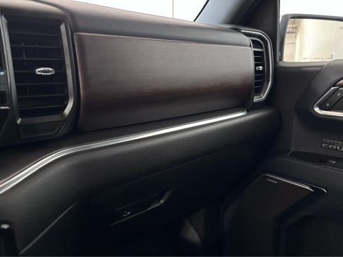 Used 2024 Chevrolet Silverado 1500 High Country w/ Z71 Off-Road Package AWD/4WD image 26
