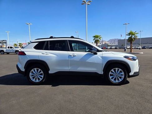 Certified 2025 Toyota Corolla Cross LE w/ Moonroof Package image 3