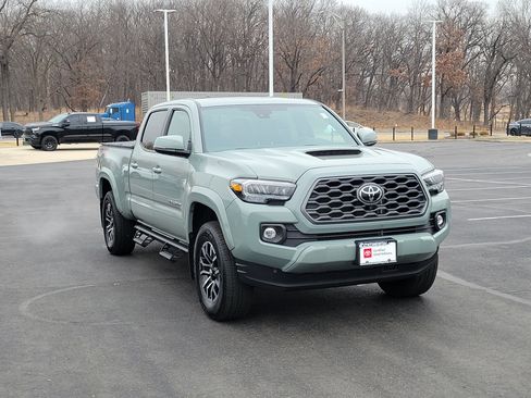 Certified 2023 Toyota Tacoma TRD Sport w/ TRD Premium Sport Package image 2