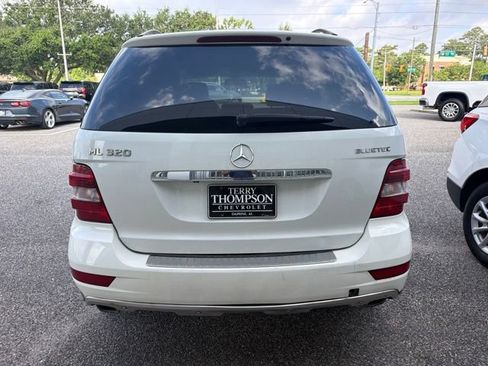Used 2009 Mercedes-Benz ML 320 BlueTEC 4MATIC image 5