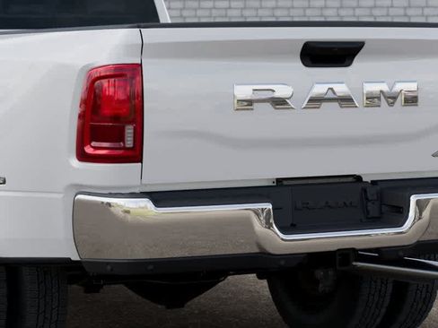 New 2026 RAM 3500 Tradesman AWD/4WD image 13