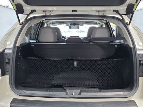 Used 2019 Subaru Crosstrek 2.0i Limited w/ Moonroof Package w/Navigation AWD/4WD image 12