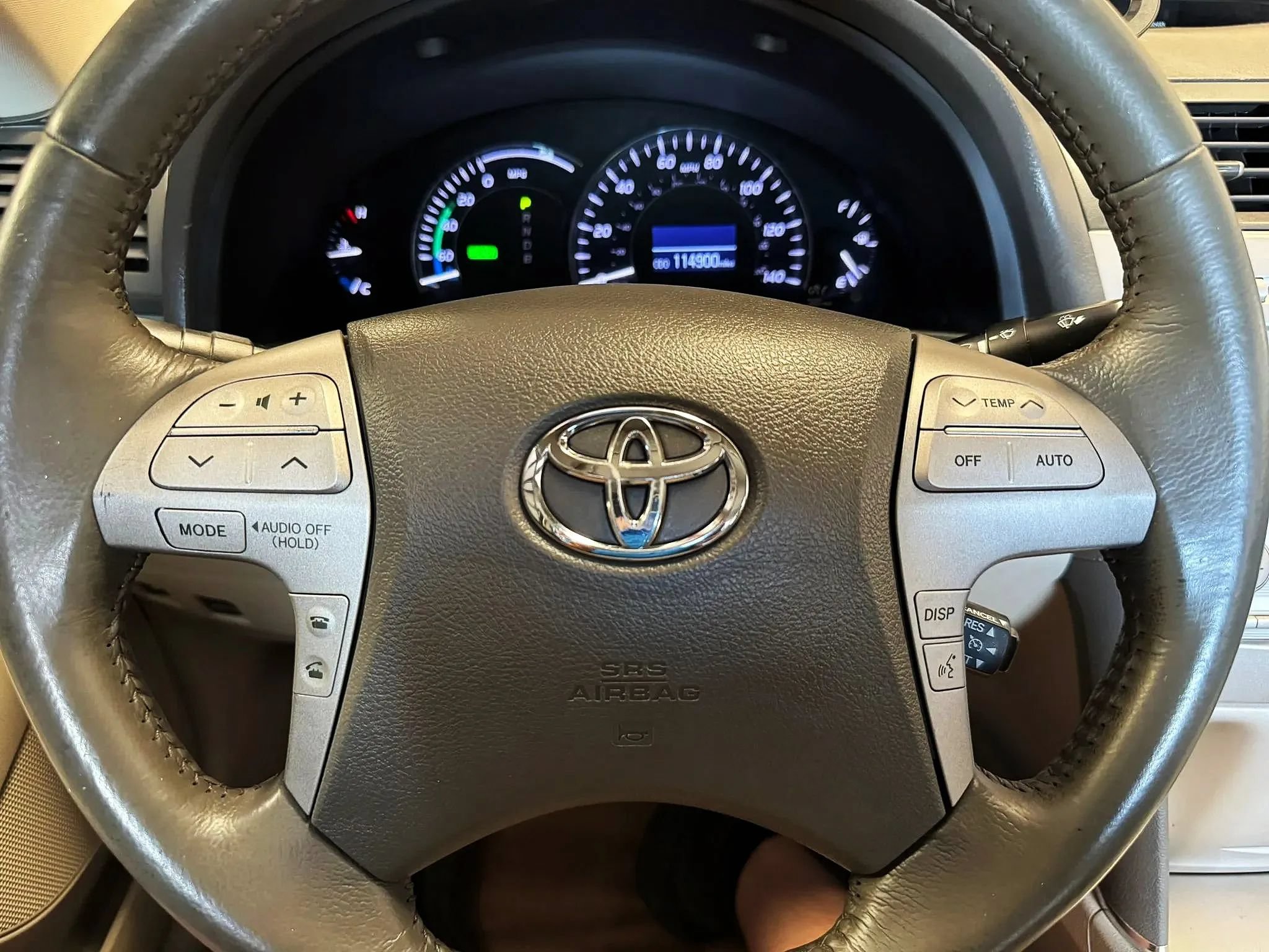 Used 2010 Toyota Camry Hybrid w/ Upgrade Pkg FWD image 32