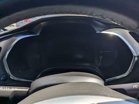 Used 2014 Chevrolet Corvette Z51 w/ 2LT Preferred Equipment Group image 19