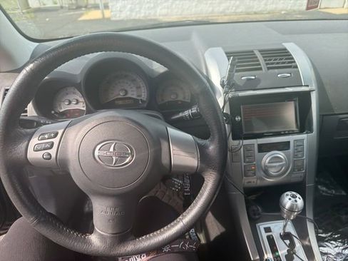 Used 2006 Scion tC FWD image 8
