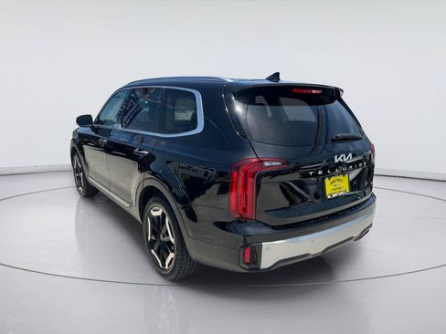 Used 2023 Kia Telluride S AWD/4WD image 5