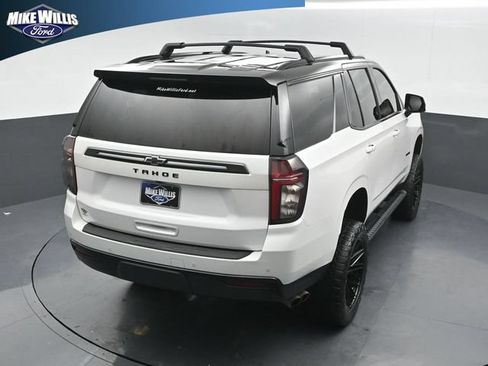 Used 2023 Chevrolet Tahoe Z71 w/ Luxury Package AWD/4WD image 15