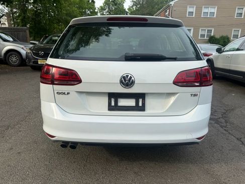 Used 2016 Volkswagen Golf Limited Edition FWD image 5