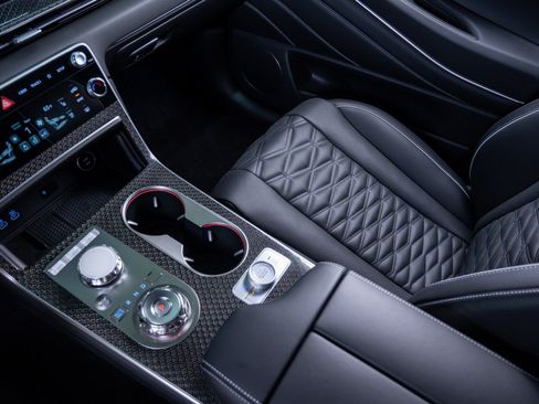 New 2026 Genesis GV80 3.5T e-SC image 25