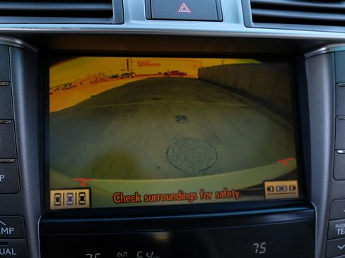 Used 2012 Lexus LS 460 image 22