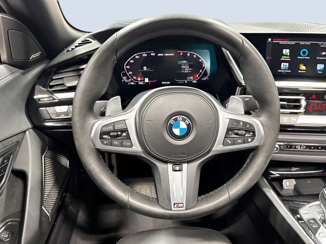 Used 2024 BMW Z4 M40i w/ Premium Package RWD image 19