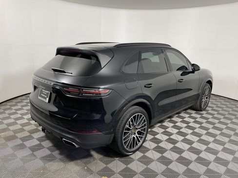 Certified 2023 Porsche Cayenne image 7