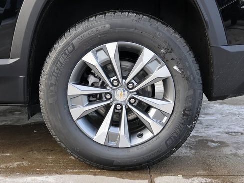 New 2026 Chevrolet Equinox LT w/ LPO, Floor Liner Package image 37