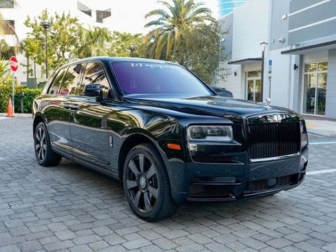 Used 2023 Rolls-Royce Cullinan Sport Utility w/ Cullinan Package image 74