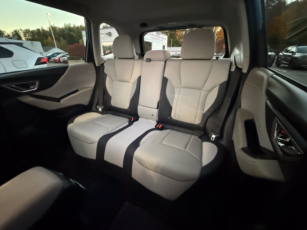 Used 2022 Subaru Forester Premium AWD/4WD image 14