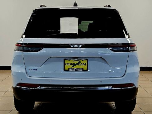 Used 2024 Jeep Grand Cherokee Limited 4xe image 7