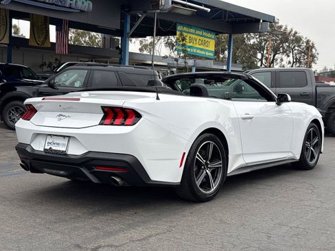 Certified 2024 Ford Mustang Convertible RWD image 8