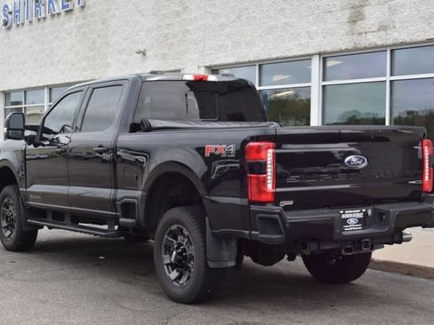 Used 2023 Ford F250 Lariat w/ Lariat Ultimate Package AWD/4WD image 10
