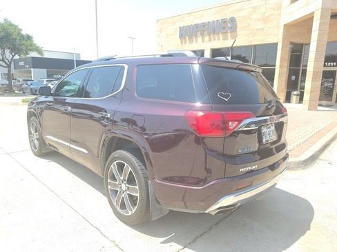 Used 2018 GMC Acadia Denali AWD/4WD image 2