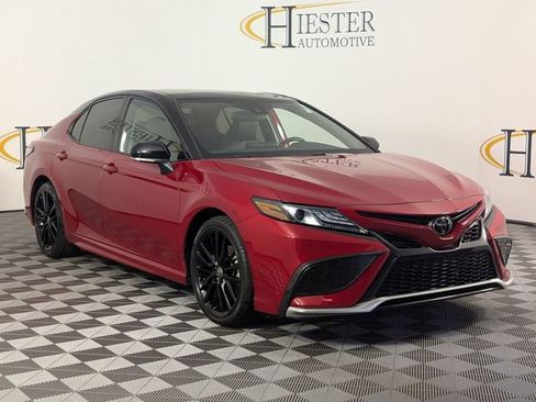 Used 2023 Toyota Camry XSE FWD image 2
