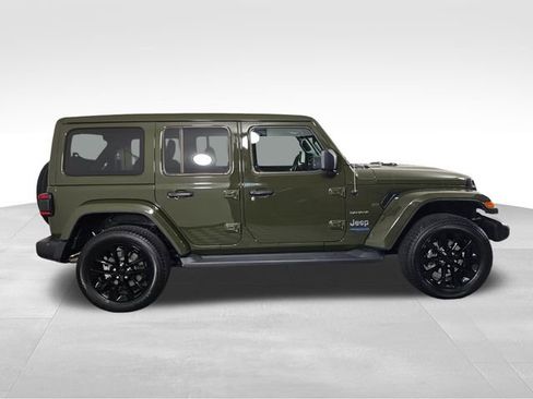 Used 2021 Jeep Wrangler Unlimited Sahara w/ Safety Group image 4