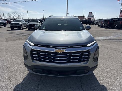 New 2026 Chevrolet Equinox LT image 8