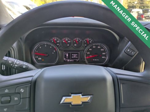 Used 2024 Chevrolet Silverado 2500 Custom w/ Custom Value Package image 29