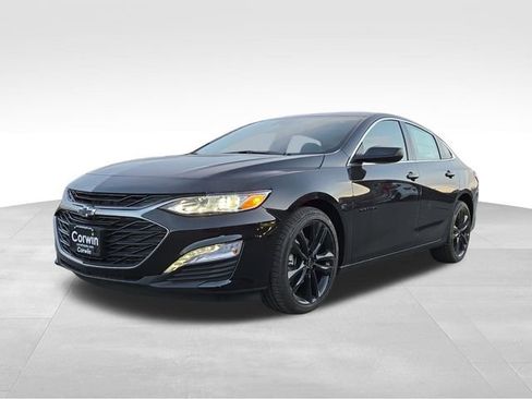 New 2025 Chevrolet Malibu LT w/ Midnight Edition image 5