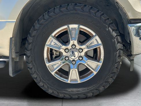 Used 2017 Ford F150 XLT w/ Equipment Group 301A Mid RWD image 30