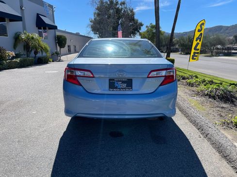 Used 2013 Toyota Camry LE image 6