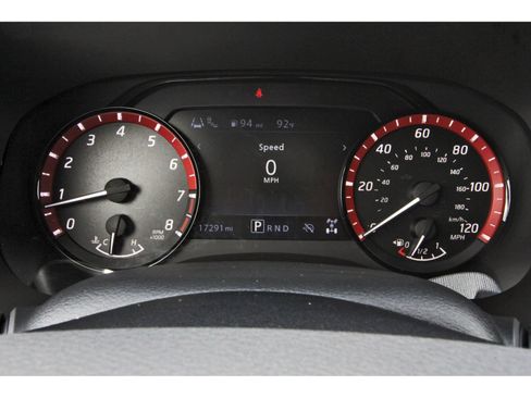 Certified 2025 Nissan Frontier PRO-4X w/ Pro Convenience Package AWD/4WD image 17