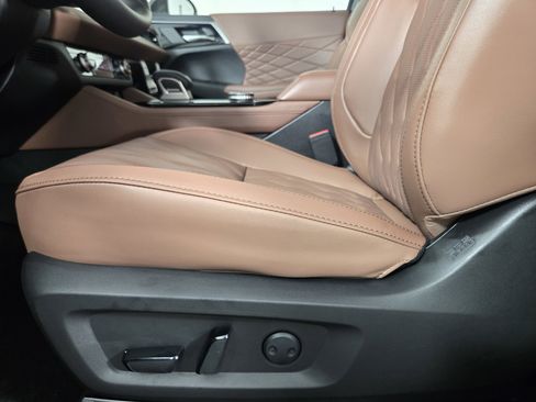 New 2026 Mitsubishi Outlander SEL image 31