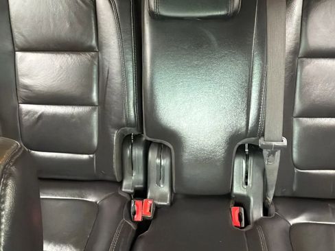 Used 2014 Ford Explorer XLT w/ Equipment Group 202A image 27