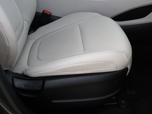 Used 2023 Hyundai Tucson SEL w/ Convenience Package image 18