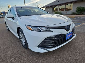Used 2018 Toyota Camry LE video 2