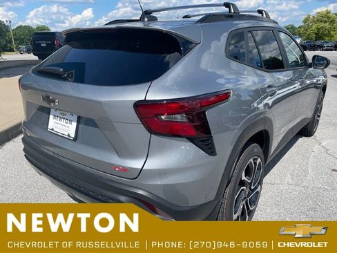 New 2026 Chevrolet Trax RS w/ Driver Confidence Package FWD image 43