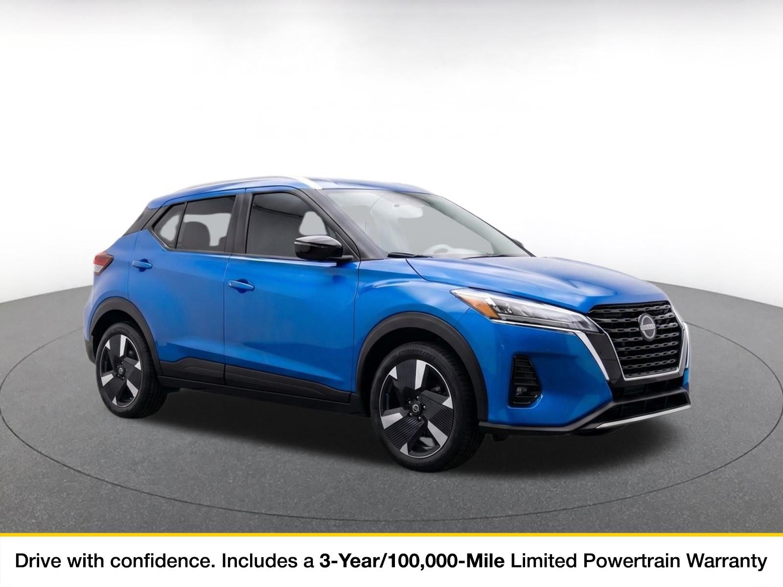 Used 2026 Nissan Kicks SR FWD image 1