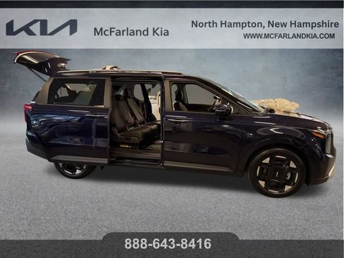 Used 2026 Kia Carnival EX image 6