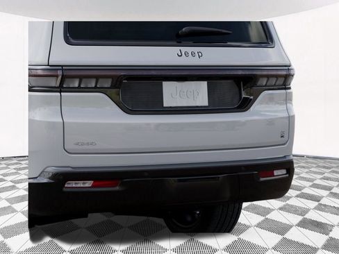 New 2026 Jeep Grand Wagoneer 4WD image 20