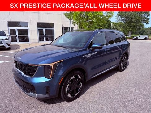 Used 2025 Kia Sorento SX Prestige AWD/4WD image 3