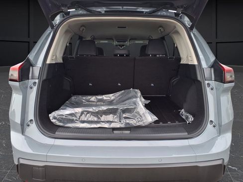 New 2026 Nissan Rogue SV AWD/4WD image 20