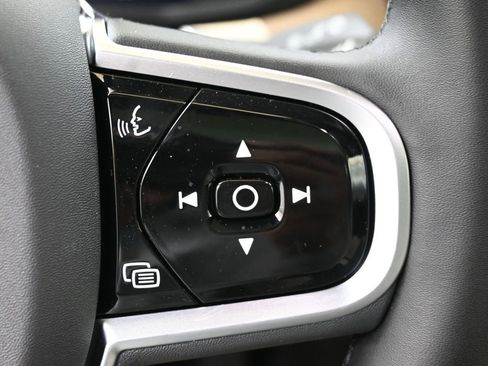 New 2026 Volvo XC60 B5 Plus w/ Protection Package Premier AWD/4WD image 27