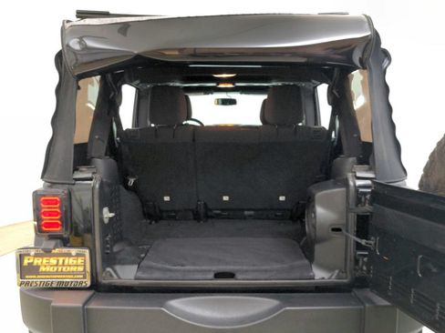 Used 2014 Jeep Wrangler Unlimited Sport w/ Quick Order Package 24S AWD/4WD image 28