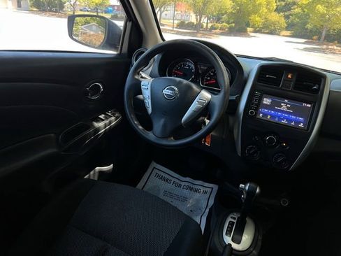 Used 2019 Nissan Versa SV FWD image 29