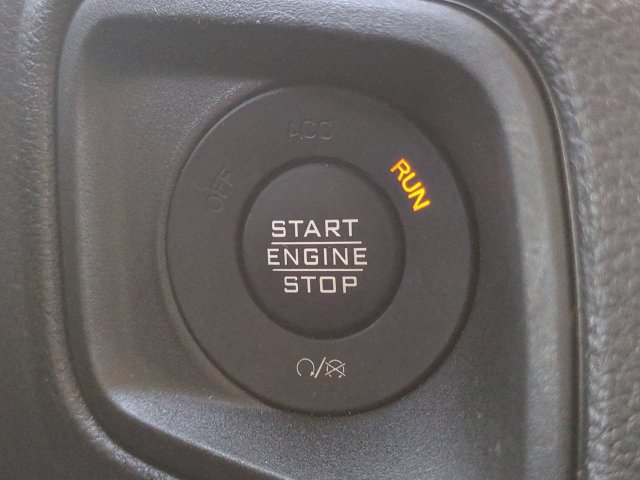 Used 2025 Jeep Wrangler Unlimited Sport AWD/4WD image 26