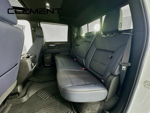 Used 2024 Chevrolet Silverado 2500 High Country w/ High Country Premium Package AWD/4WD image 33